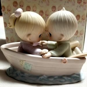 Precious Moments Friends Never Drift Apart